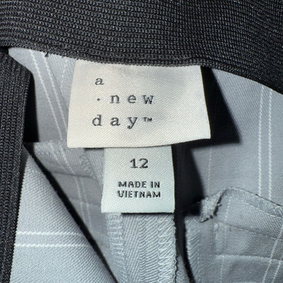 Gray Pinstripe Pants A New Day Women’s Size 12 - Picture 6 of 7